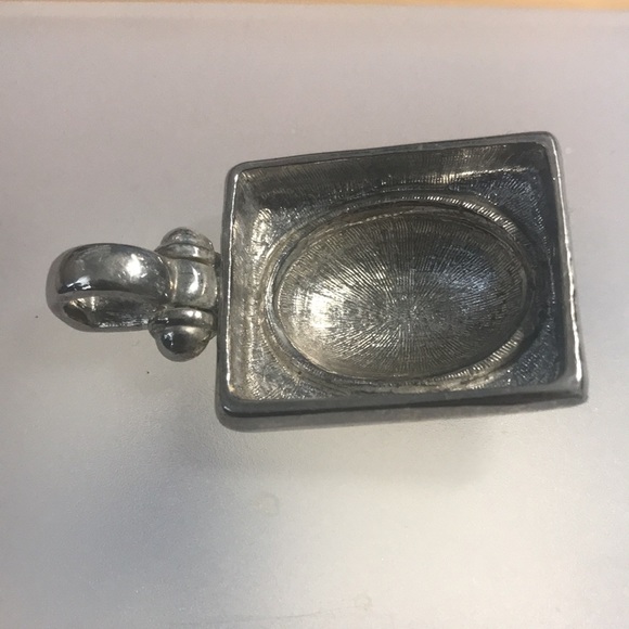 Vintage Hollow Black Cabochon Silver Pendant - Picture 3 of 3